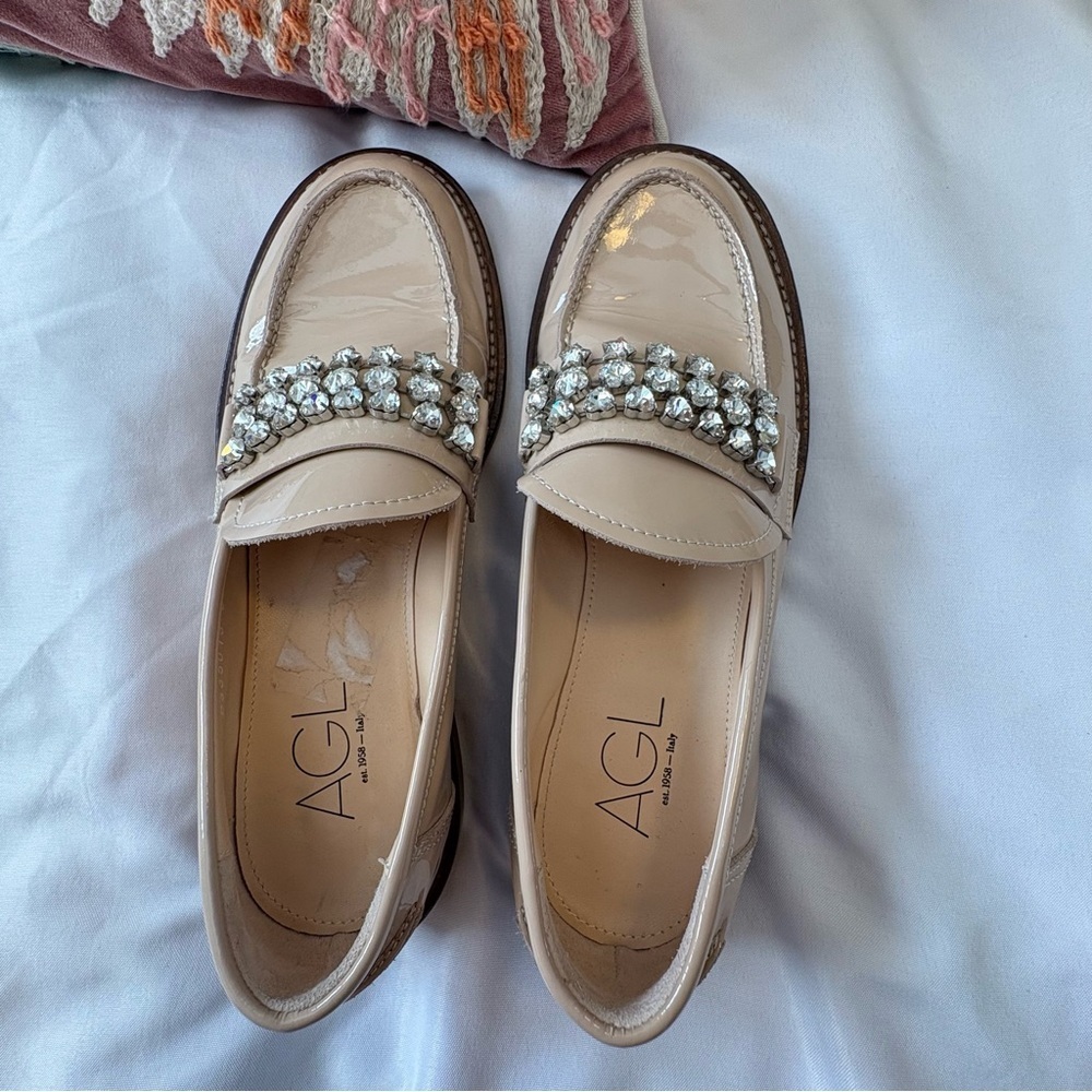 AGL Italian Lola Strass Mixed Crystal Loafers Size 39 Rhinestone Trim Beige Nude - Picture 3 of 13